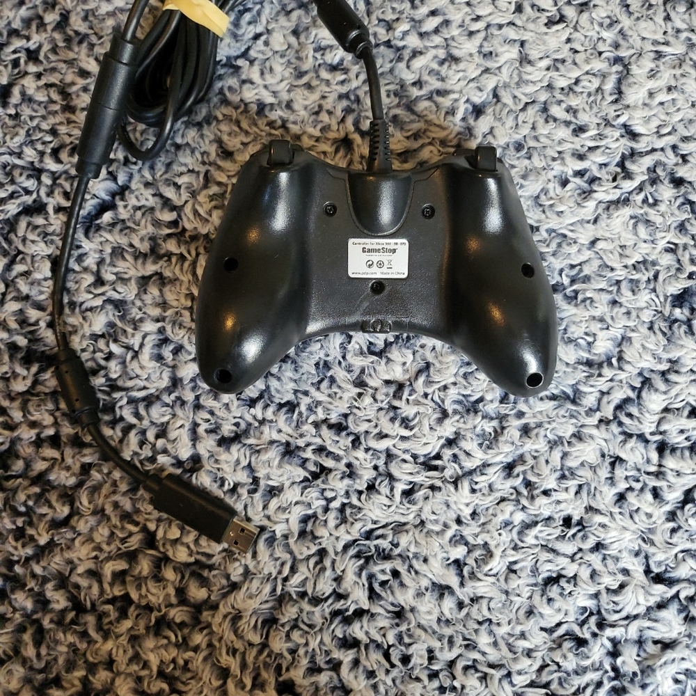 Xbox 360 Controller & Kinect Bundle - 2 Items - Picture 6 of 14